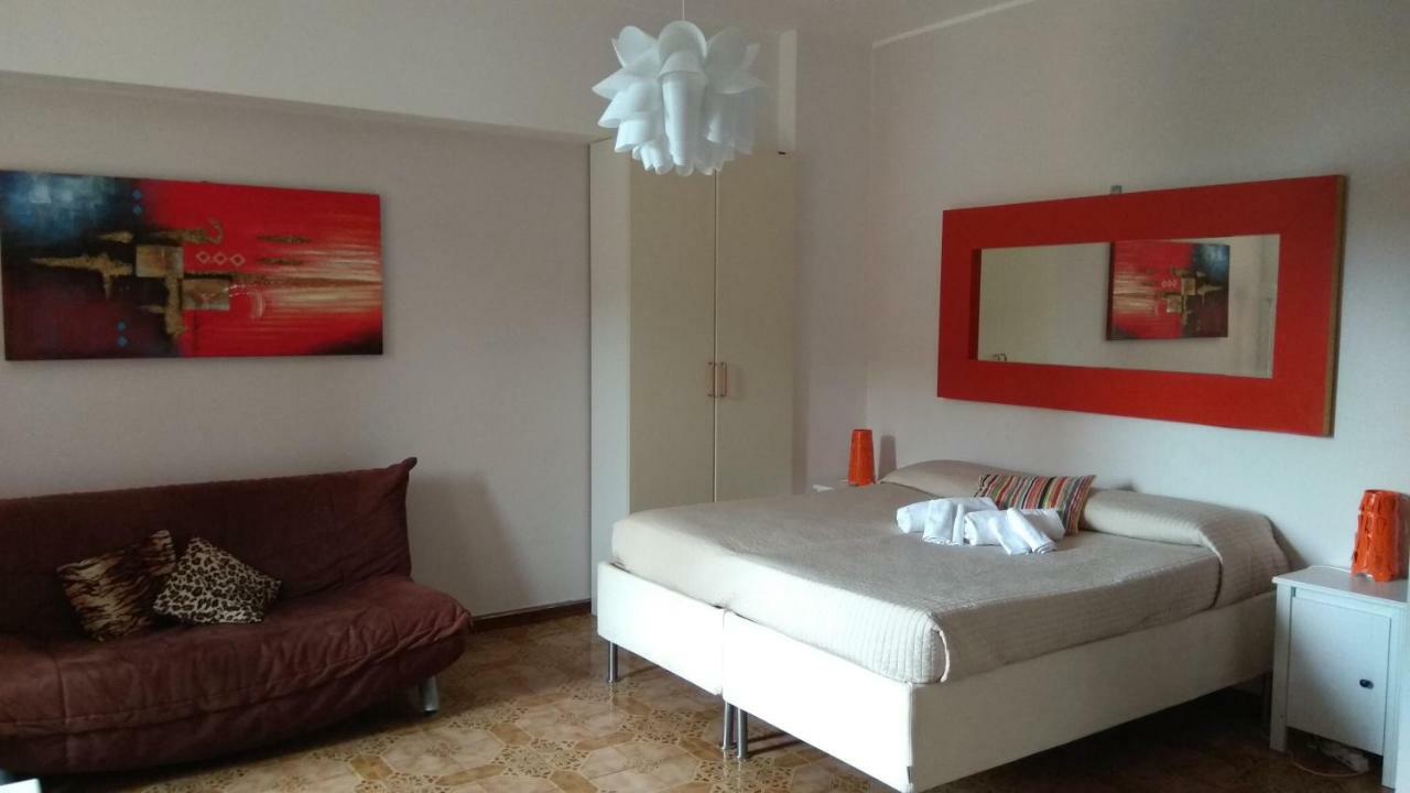 Monolocali Da Vinci Hotel Falconara Marittima Eksteriør billede